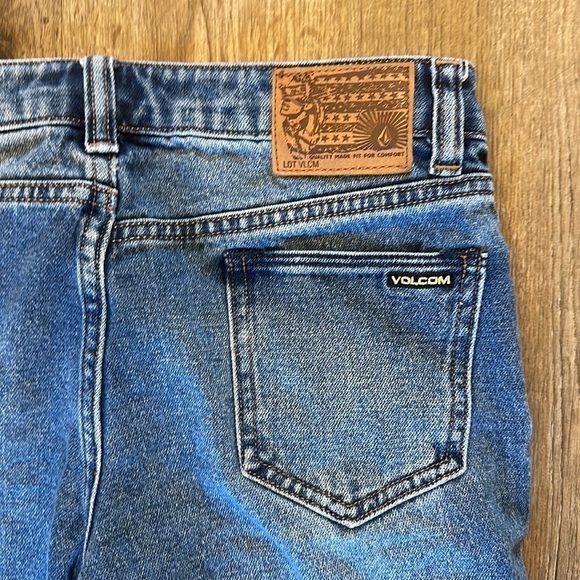Classic Blue Denim Jeans - Picture 6 of 8